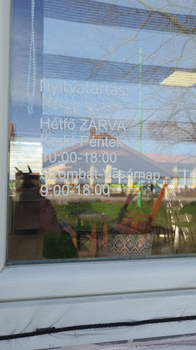 Édeskrém Cukrászda - Vendéglátás