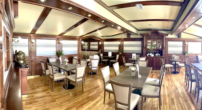 Opinii despre Submarine Station Étterem (Ernst & Wolf Kft.) în Budapest - Vendéglátás