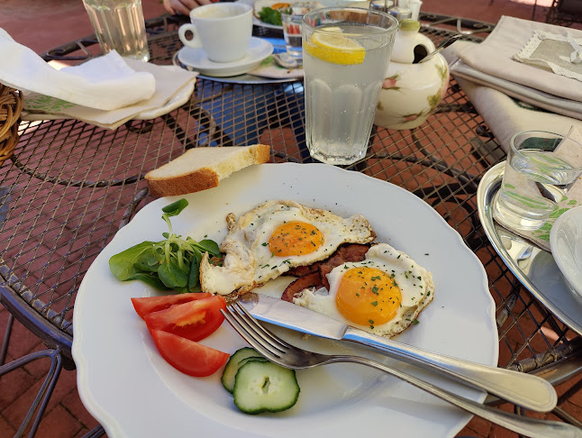 Nagyi Kertje Étterem és Teaház - Aszófő