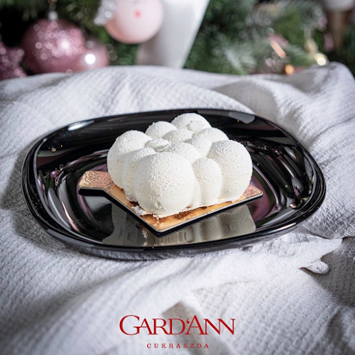 Kaposvár, Fő u. 4, 7400