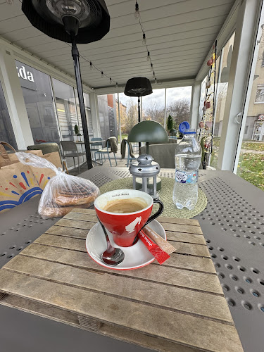 Lipóti pékség és kávézó