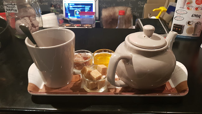 Csacska Macska Csecse-becse