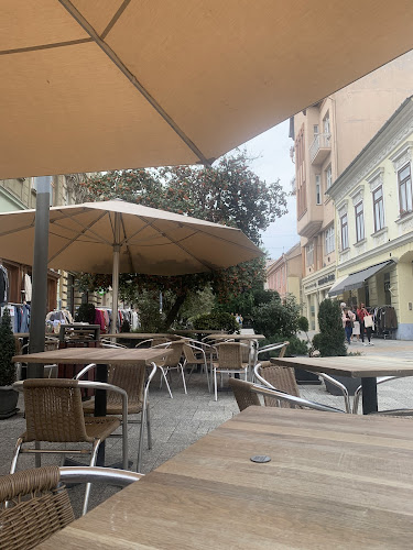 McDonald's - Vendéglátás