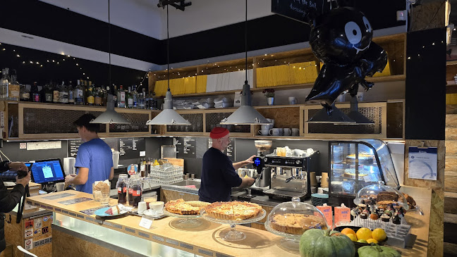 Magvető Café - Vendéglátás