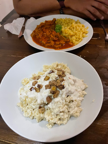 Opinii despre Kozmosz Vegán Étterem în Budapest - Vendéglátás