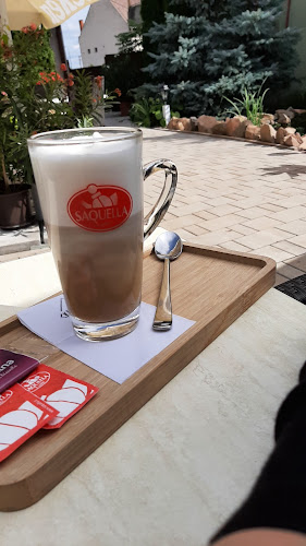 Comentarii opinii despre KERT CAFÈ fagylaltozó és kávézó