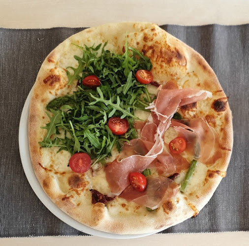 Gomba Étterem és Pizzéria - Révfülöp