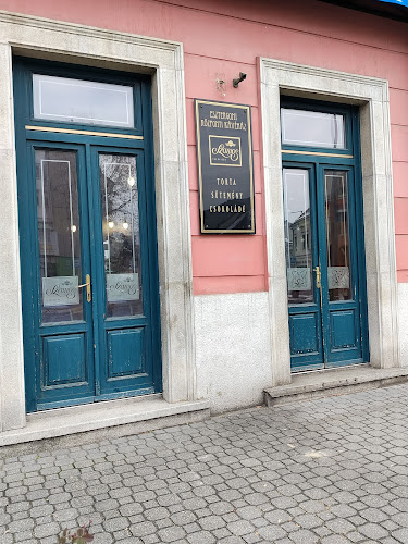 Központi Kávéház Szamos Cukrászda - Esztergom