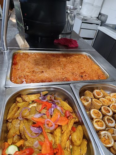 Svédasztalos étterem és Pizzaház pizzéria - Vendéglátás