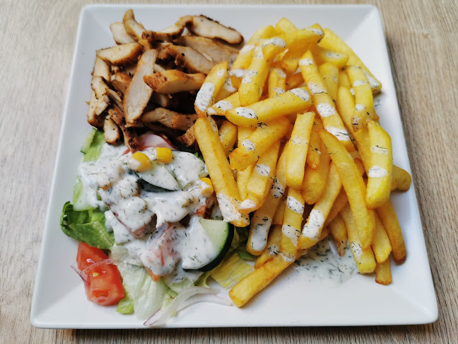 Opinii despre Csülök Bár în Encs - Vendéglátás