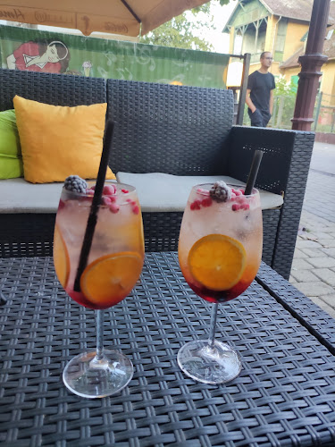 Siófok, Petőfi stny. 6-10, 8600