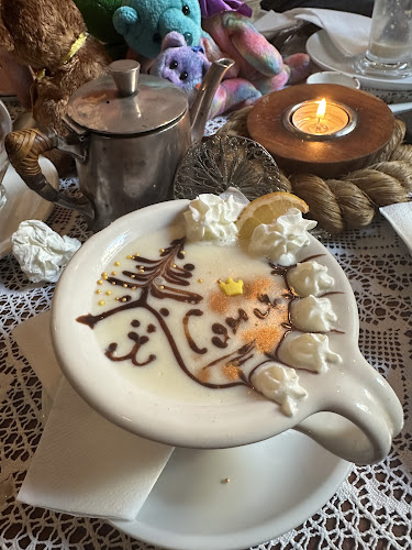 Opinii despre Rengeteg RomKafé - avagy Míves 3.0 în Budapest - Vendéglátás