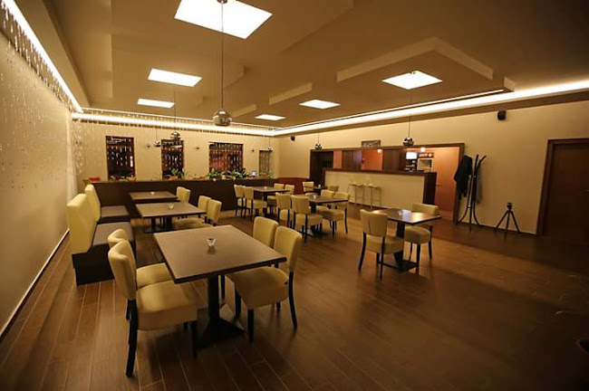 Opinii despre Újhartyán wellness în Újhartyán - Vendéglátás