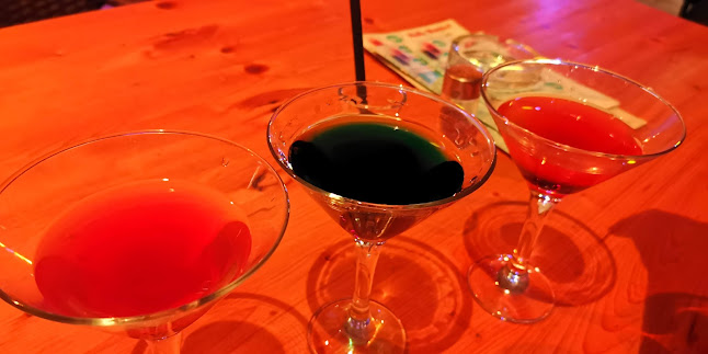 Opinii despre Bohem Cafe în Siófok - Vendéglátás