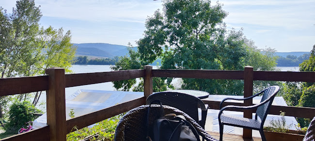 Kerékbár Zebegény