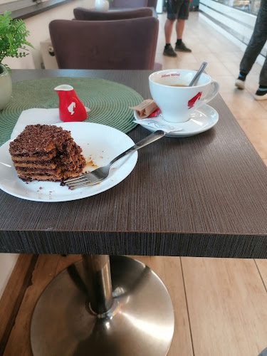 Csekő Kávéház és Étterem - Nyírbátor