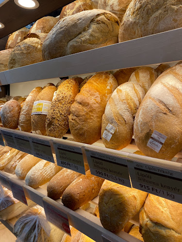 Comentarii opinii despre Csekő Kávéház és Étterem