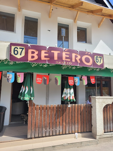 67-es Betérő kávézó