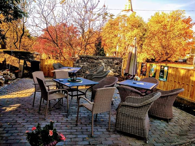 Opinii despre Erika Kávézó Dörgicse în Dörgicse - Vendéglátás