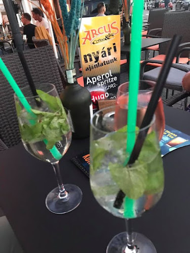 Comentarii opinii despre Arcus Kávézó