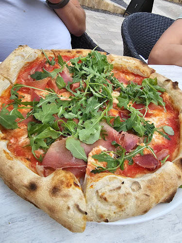 Maurus Étterem és Borbár - Vendéglátás