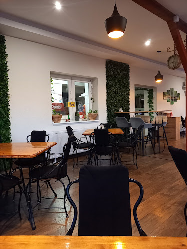 Comentarii opinii despre Balcsi Falatozó-Átmenetileg zárva, újranyitás 2025.október!Addig a Tölgyfa Étterem&Pub-ban tartunk nyitva!