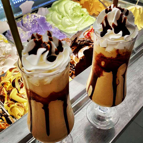 Eger Dobó István tér 2, Dobó István tér 3, 3300