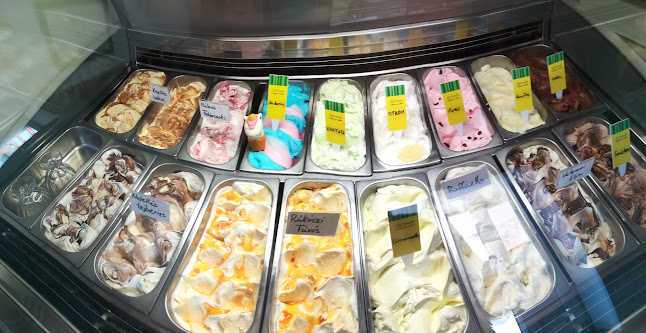 Opinii despre Limoncello Cukrászda în Pákozd - Vendéglátás