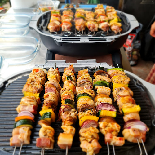 Comentarii opinii despre Devil's Prézli Food Truck & Catering