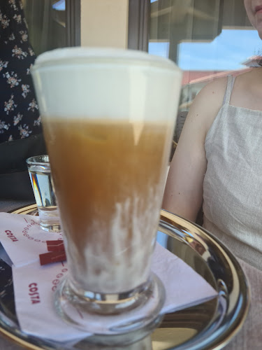 Opinii despre Lévai Garden - Caffe& Eis, Faházak, udvari kellékek în Lenti - Vendéglátás