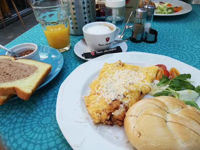 Club Rosa Reggeliző - Vendéglátás