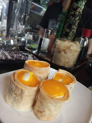 Wasabi Running Sushi & Wok Restaurant - Vendéglátás