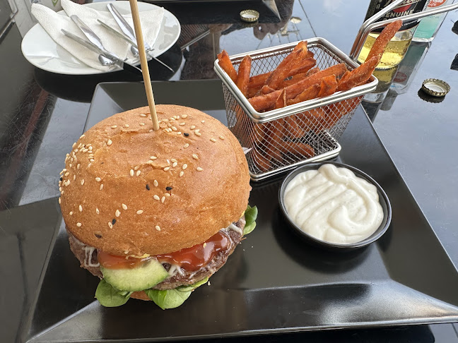 Opinii despre Rancs Pizza & Burger Bár în Kemecse - Vendéglátás