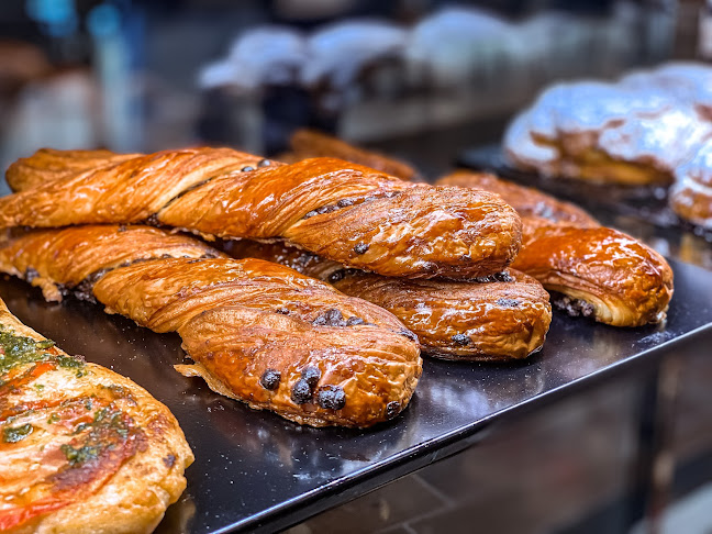 Amber's Bakery & Cafe