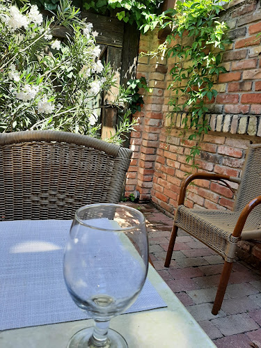 Comentarii opinii despre Udvarház Vendéglő