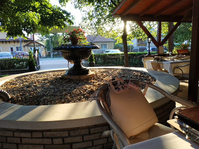 Comentarii opinii despre Szalajka Fogadó és Étterem