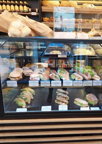 Lipóti Pékség és kávézó Király u. 59. Bakery & cafe - Vendéglátás