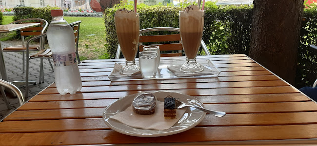 Comentarii opinii despre Barokk Cukrászda