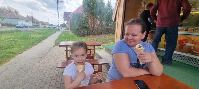 Müller Fagyizó - Vendéglátás