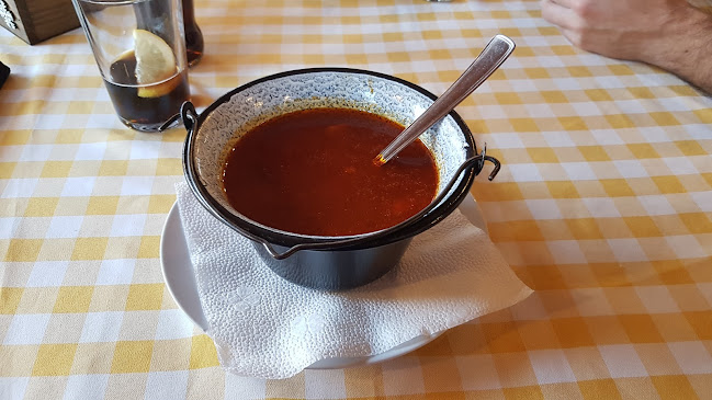 Luis Vendéglő - Vendéglátás