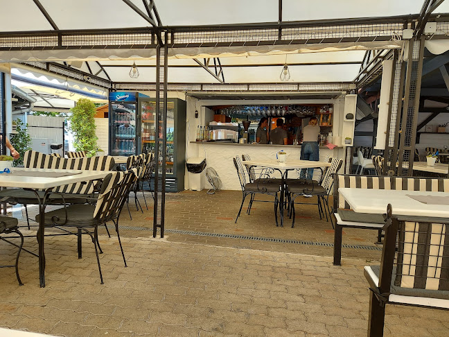 Opinii despre Gomba Étterem és Pizzéria în Révfülöp - Vendéglátás