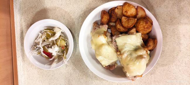 Comentarii opinii despre Delelő Gyorsétterem