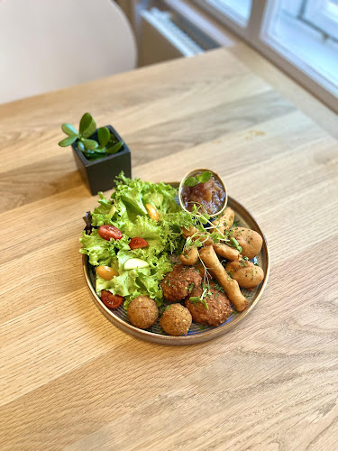 Pécs, Perczel Miklós u. 26/1, 7621