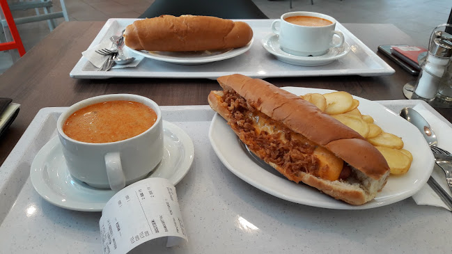 Comentarii opinii despre Frissensült Önkiszolgáló Étterem