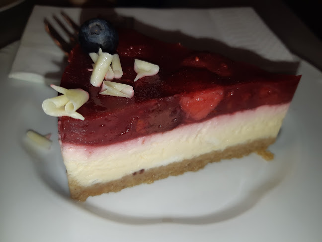 Comentarii opinii despre Hauer cukrászda és kávéház