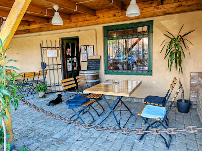 Kalóz Pizza-Grill-Hamburger-Tészta-Gyros