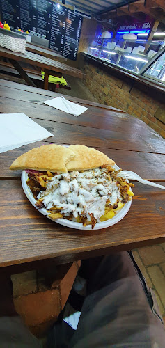 Veresegyház, Fő út 4, 2112