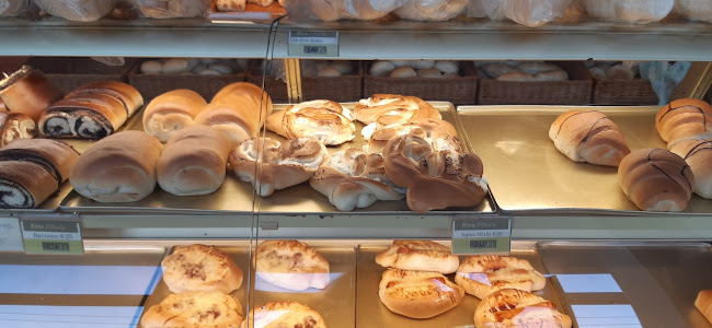 Opinii despre Rina Pékség în Budapest - Vendéglátás