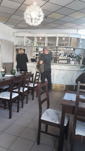 Comentarii opinii despre Pampuska Kisvendéglő