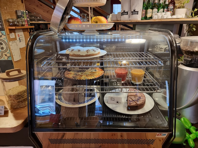 Comentarii opinii despre HellóAnyu! Kávézó